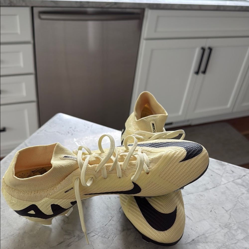 Nike Cream and Black Soccer Cleats